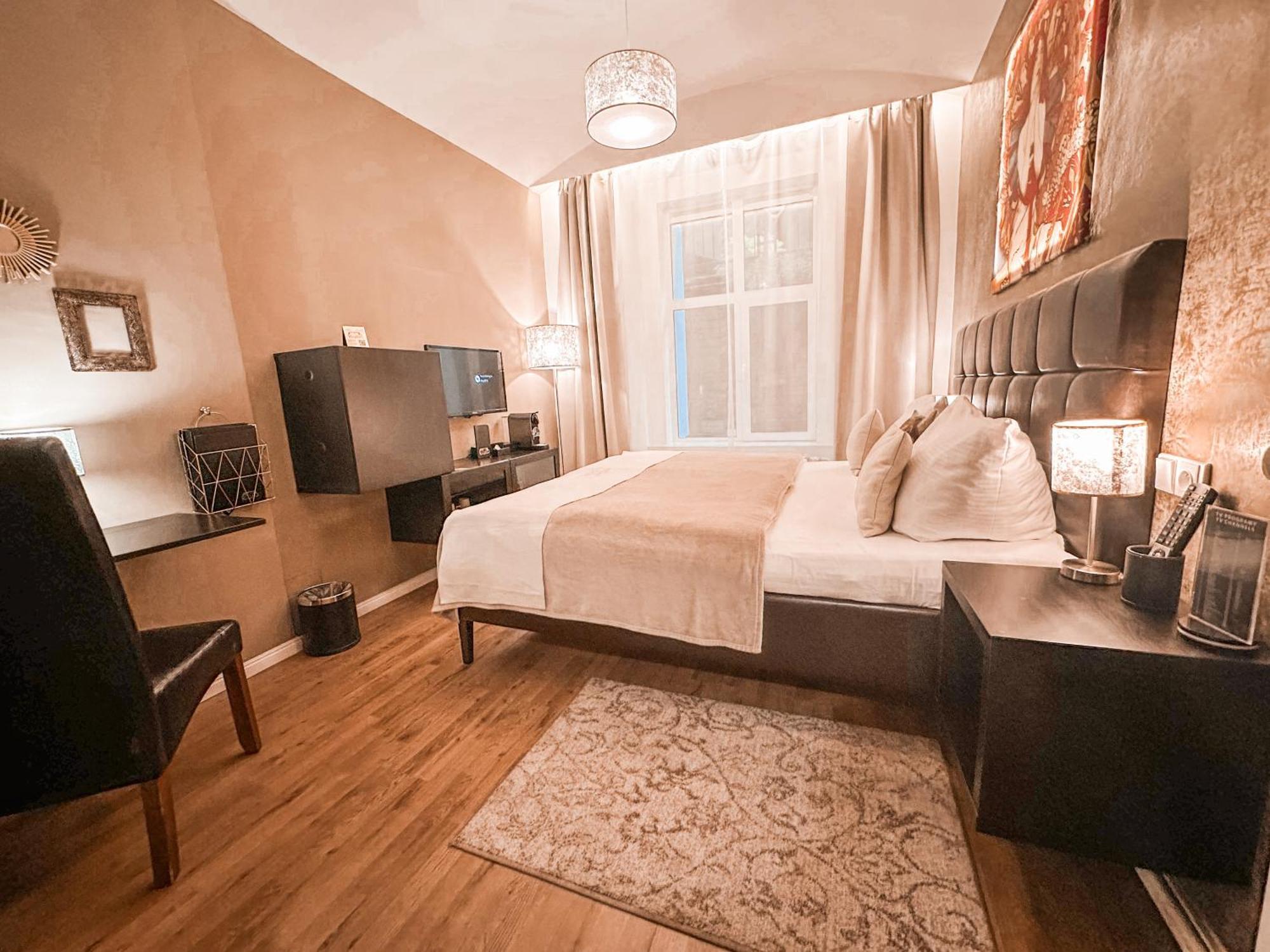 อัลฟอนส์ บูติก โฮเทล Hotel ปราก ภายนอก รูปภาพ