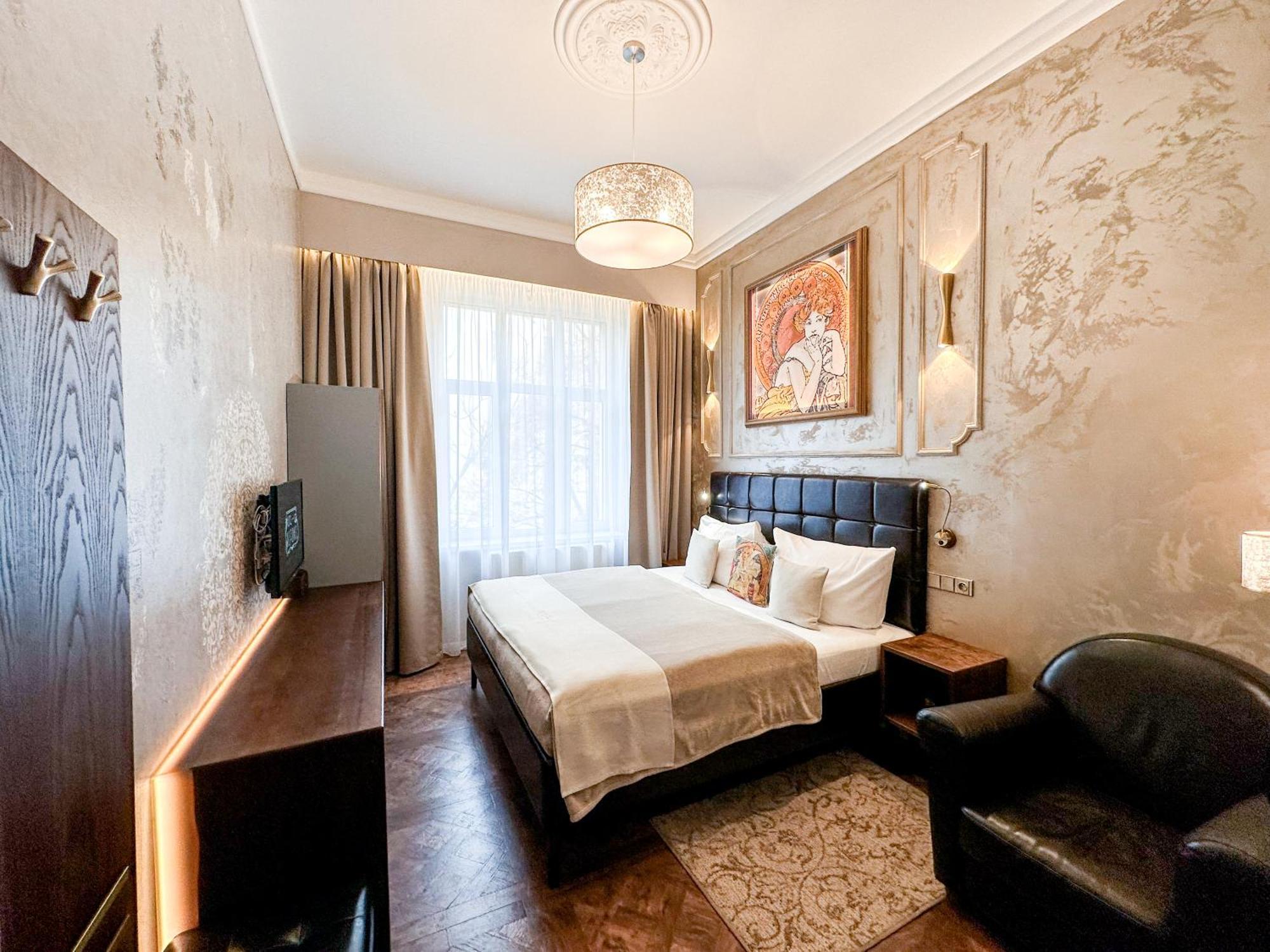 อัลฟอนส์ บูติก โฮเทล Hotel ปราก ภายนอก รูปภาพ